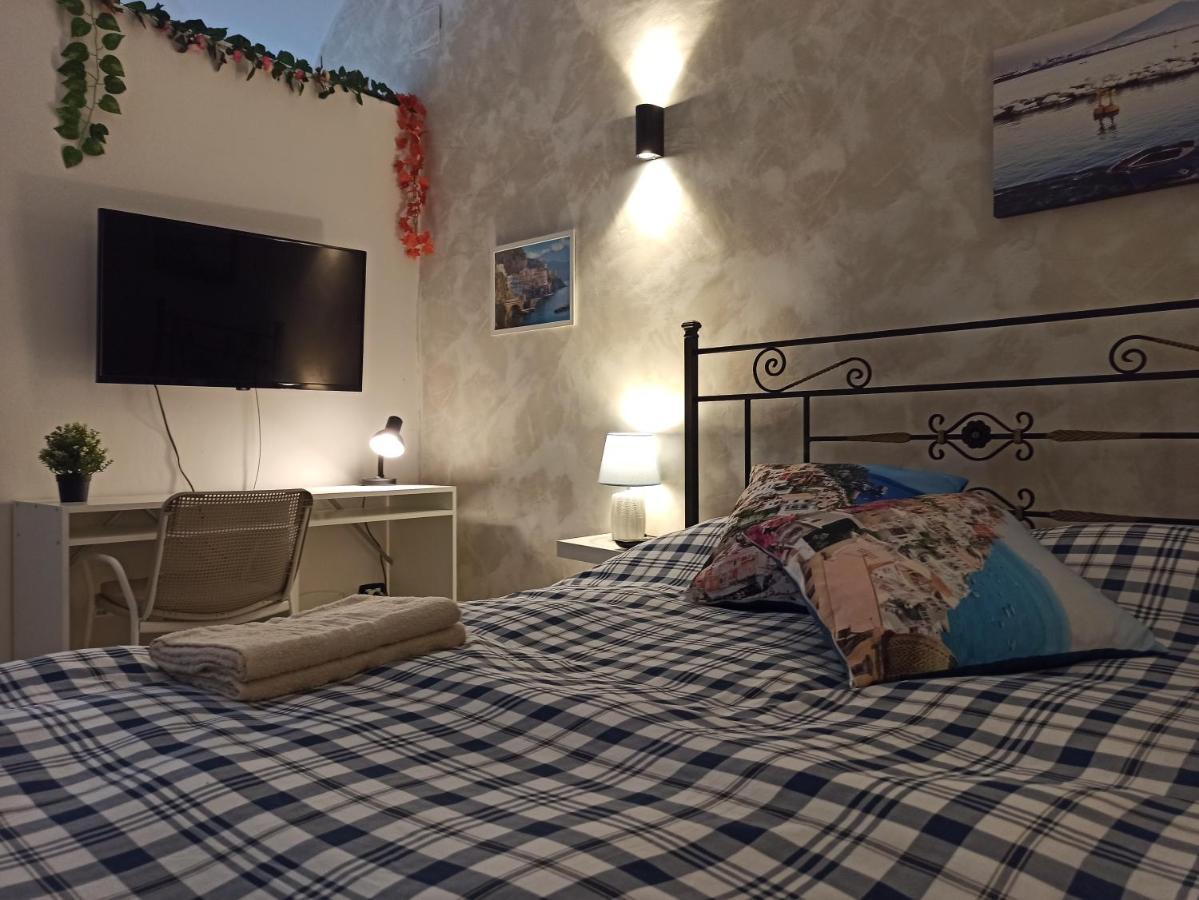 Casa Vacanze Smeralda Amalfi Coast Vietri 외부 사진